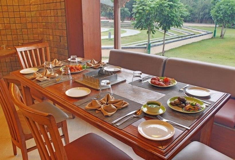 Holiday Resort & Spa A Unit Of S Poddar Group