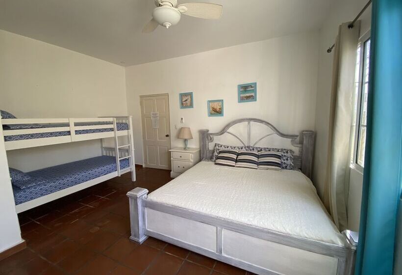 簡易ホテル Las Catalinas Coronado