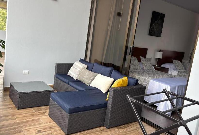 호텔 Arenal Monara