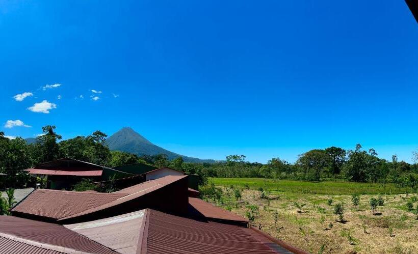 호텔 Arenal Monara