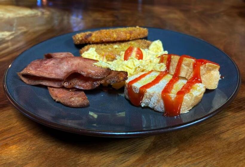 호텔 Arenal Monara