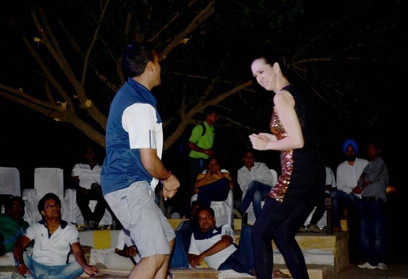 Отель Desert Glamping