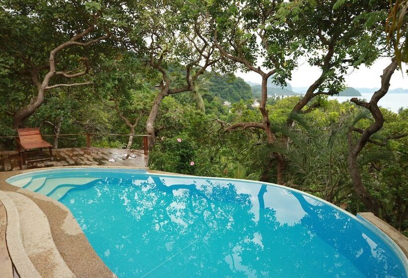 هتل El Nido Overlooking Resort