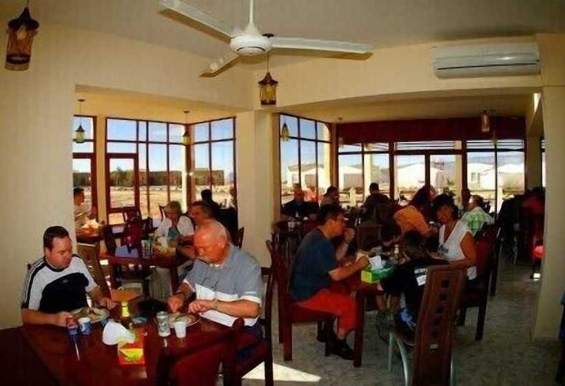 هتل Jabel Shams Stars House