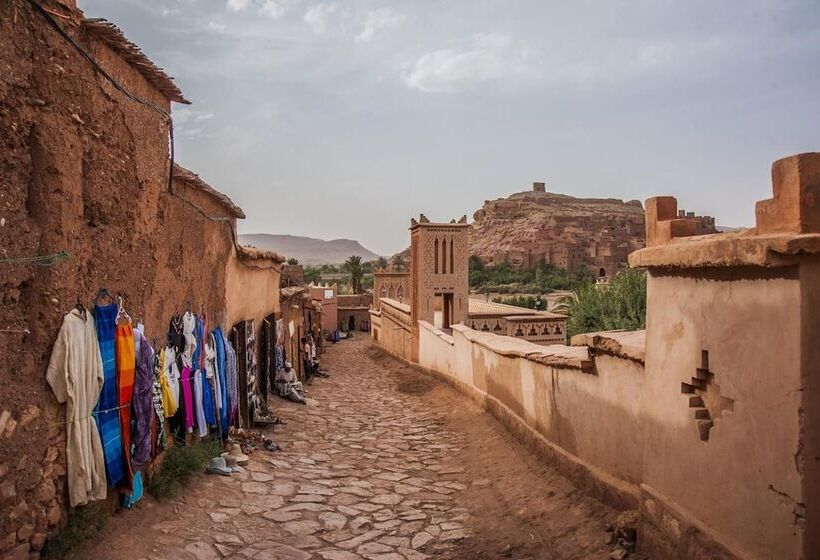 هتل La Baraka Auberge