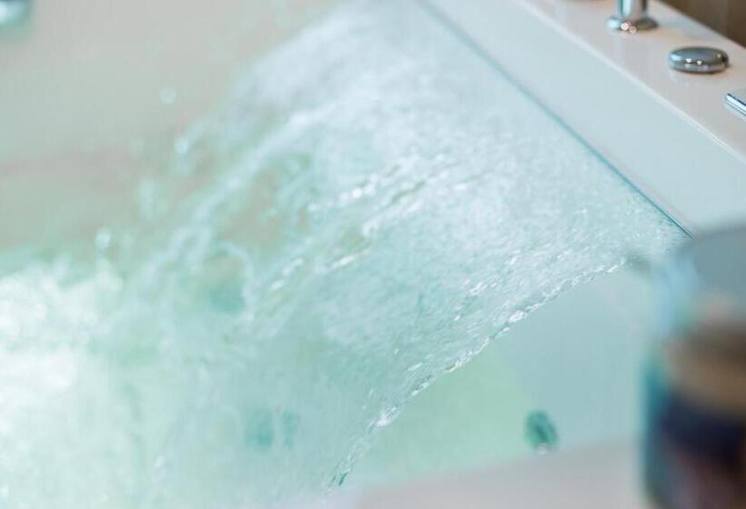 호텔 Lavender Inn Usj