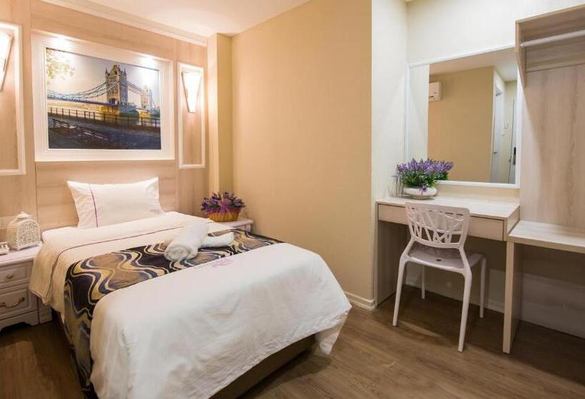 هتل Lavender Inn Usj