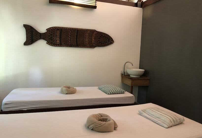 هتل Mahogany Resort & Spa