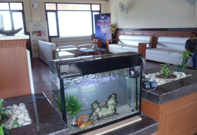 هتل Manla Homes Resort