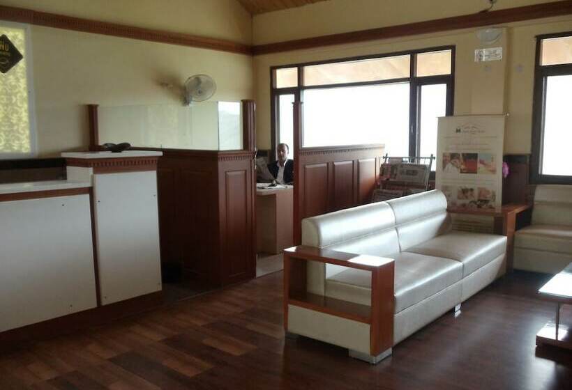 هتل Manla Homes Resort