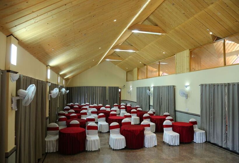 هتل Manla Homes Resort