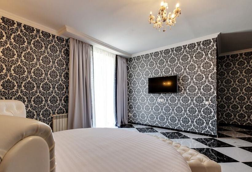 هتل Marton Boutique And Spa