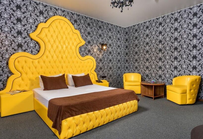 هتل Marton Boutique And Spa