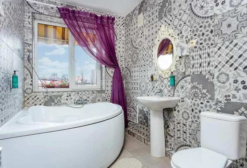 هتل Marton Boutique And Spa