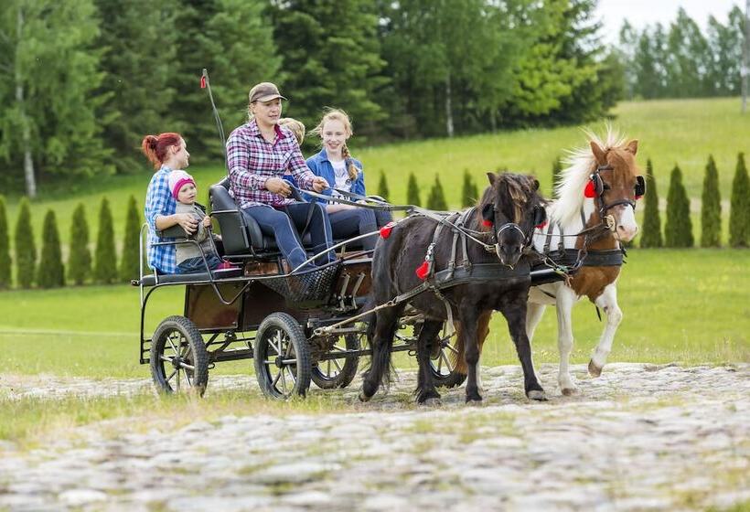 בית מלון כפרי Narie Resort & Spa