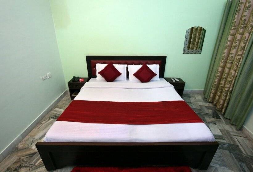 Отель Neelkamal