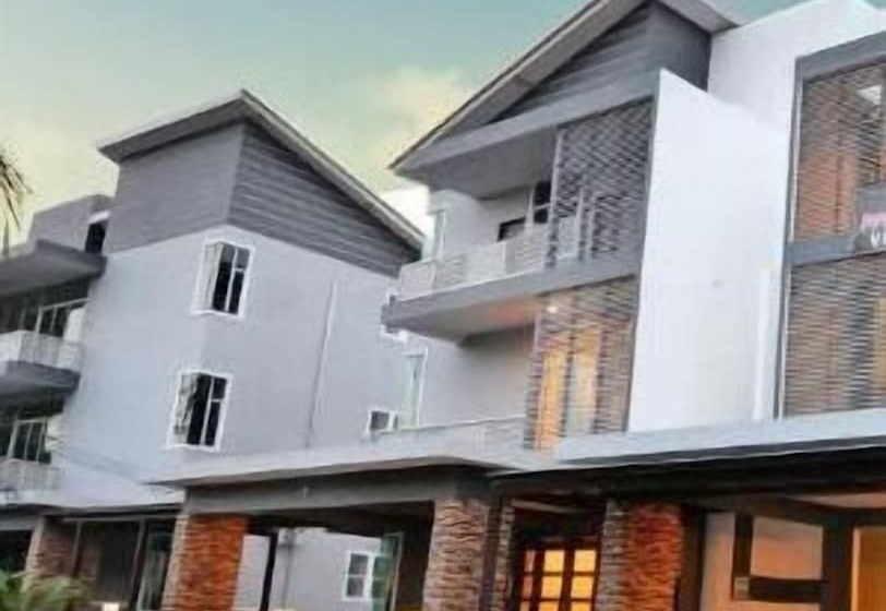 فندق Palm City Villa