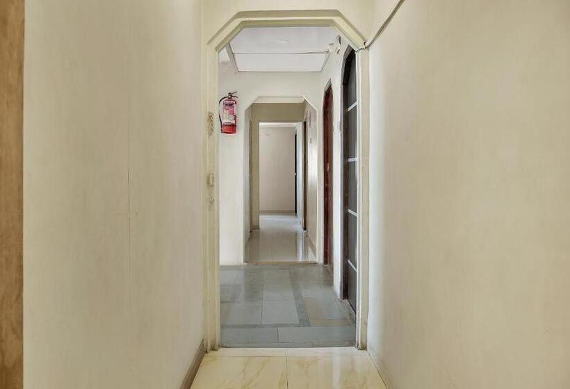 هتل O Rana Residency Near Western Express Highway Metro Station