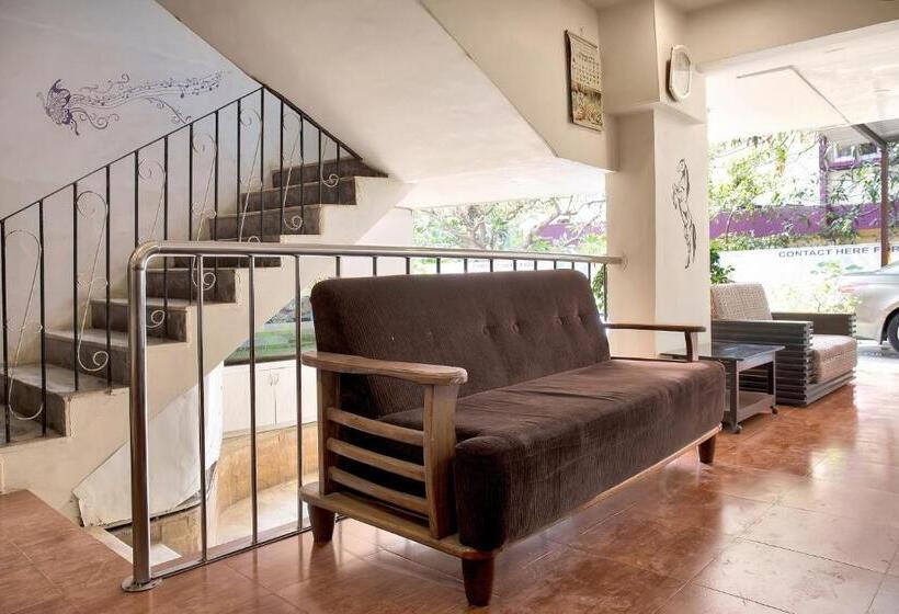 هتل O Rana Residency Near Western Express Highway Metro Station