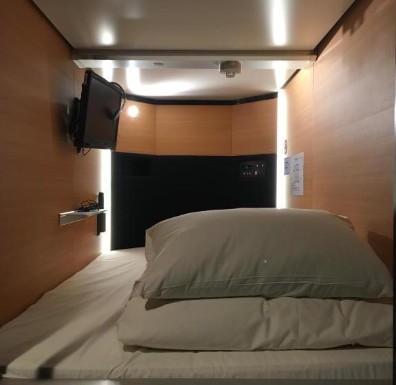 בית מלון כפרי Sejour Inn Capsule