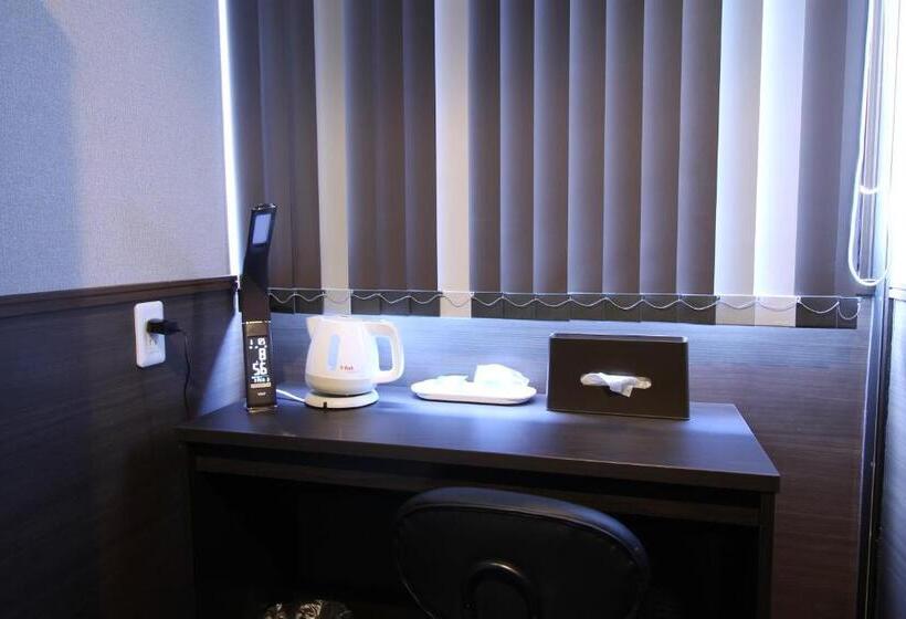 בית מלון כפרי Sejour Inn Capsule