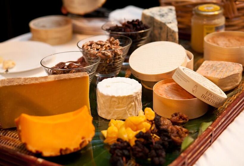 The Hiramatsu Hotels & Resorts Atami