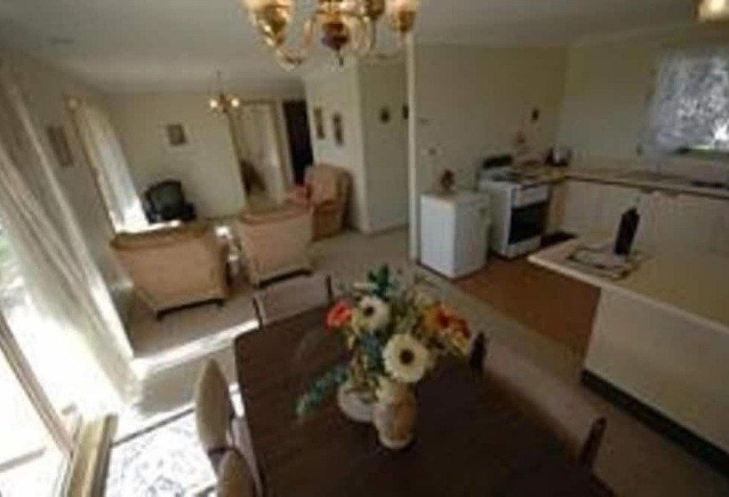 Отель Harkham Lodge