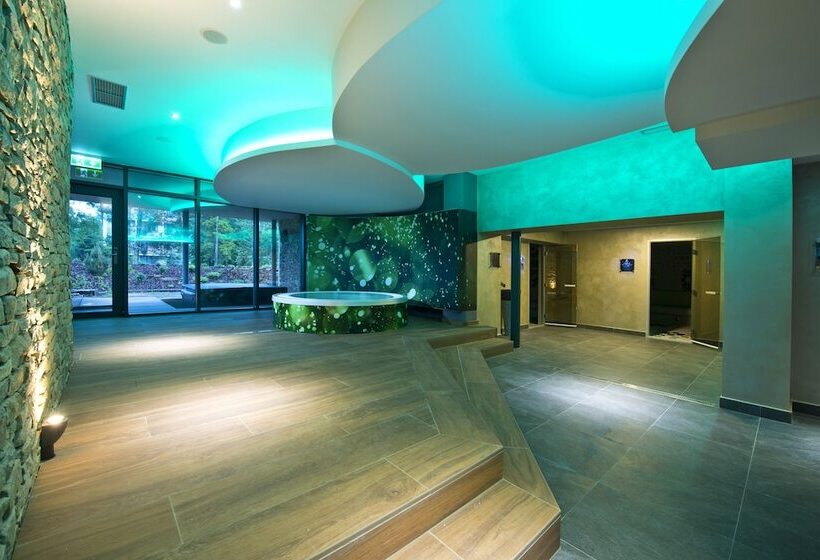 Lesna – Adult Friendly