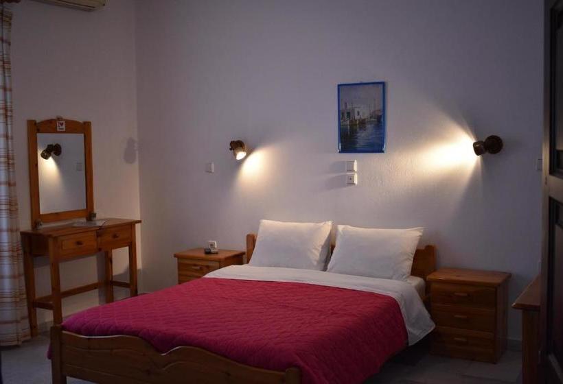 Studios Marina Naxos