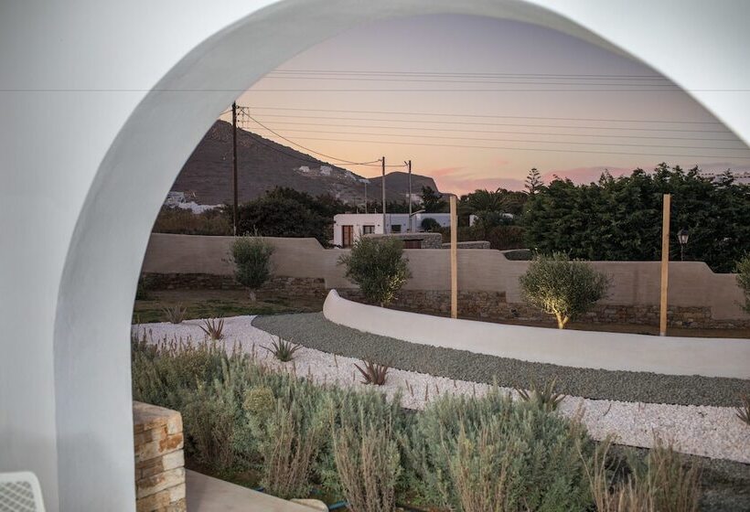 Naxos Euphoria Suites