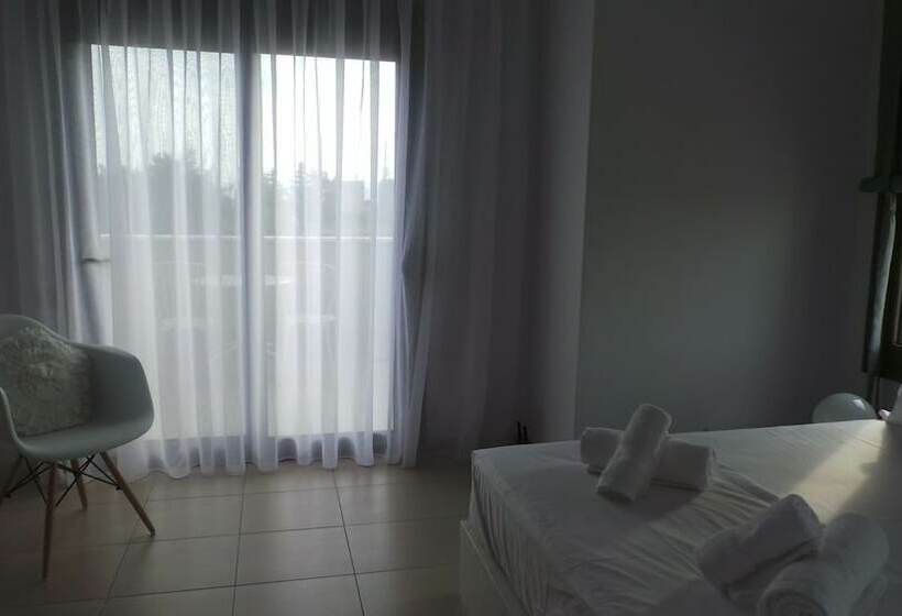 Niovi Boutique Apartments