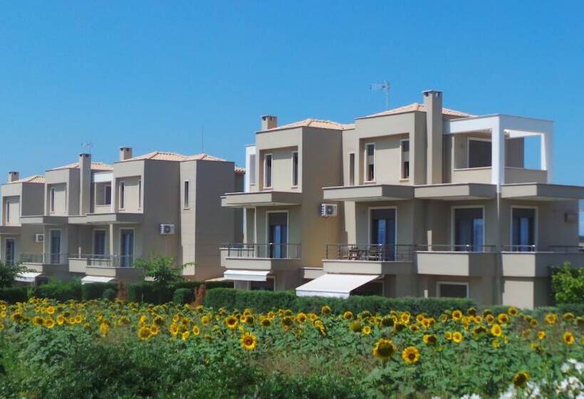 Niovi Boutique Apartments