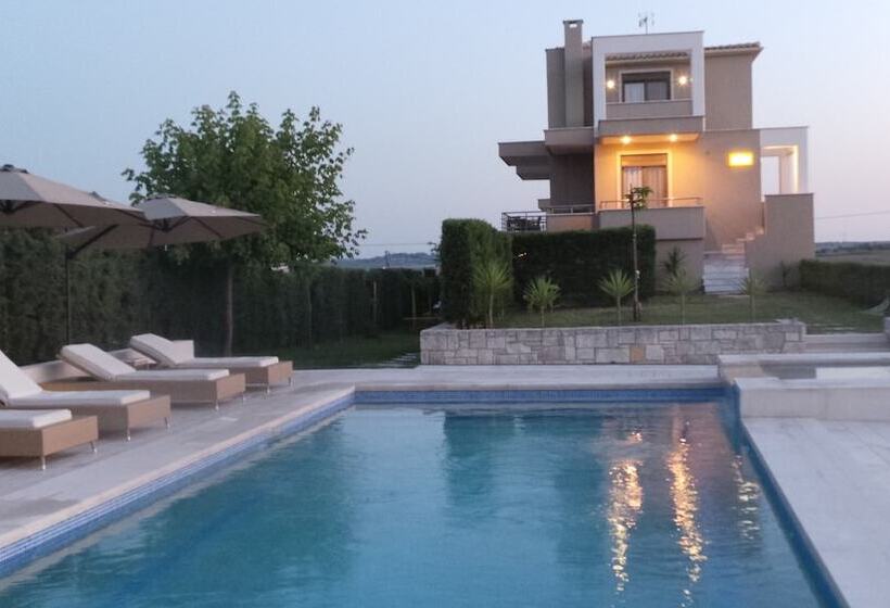 Niovi Boutique Apartments