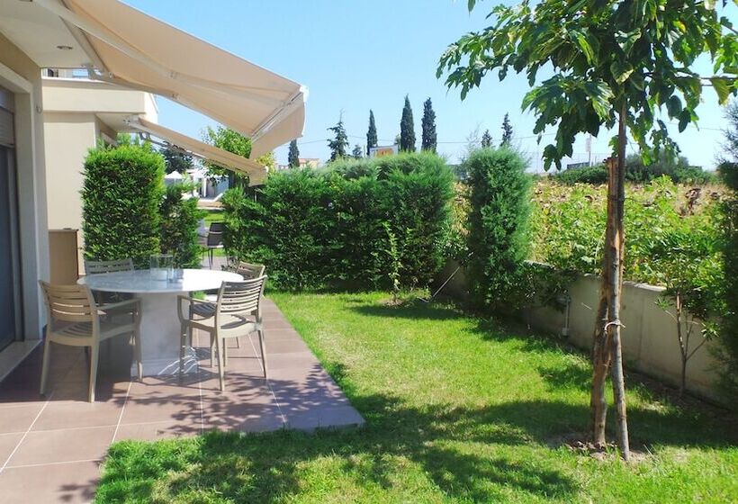 Niovi Boutique Apartments