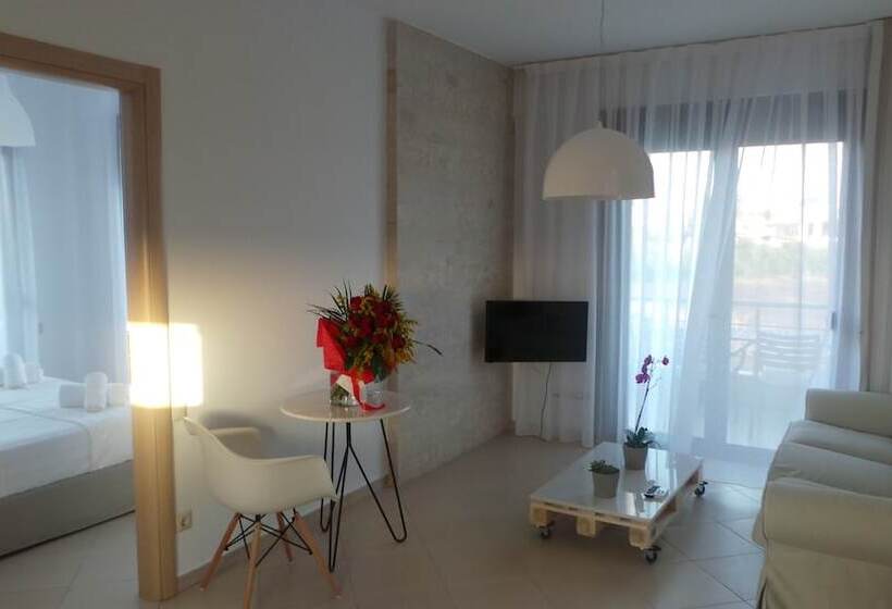 Niovi Boutique Apartments