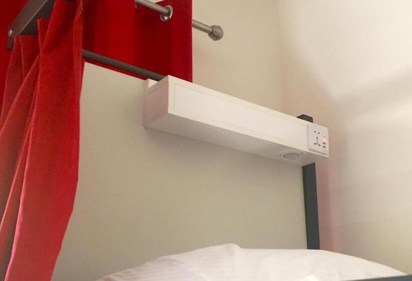 הוסטל Oki Doki Old Town