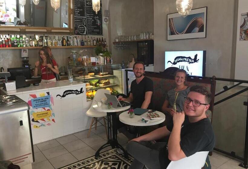 הוסטל Oki Doki Old Town