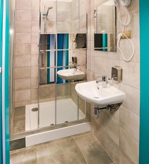 הוסטל Oki Doki Old Town