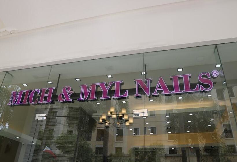 One Palm Tree Villas By Smtl Properties