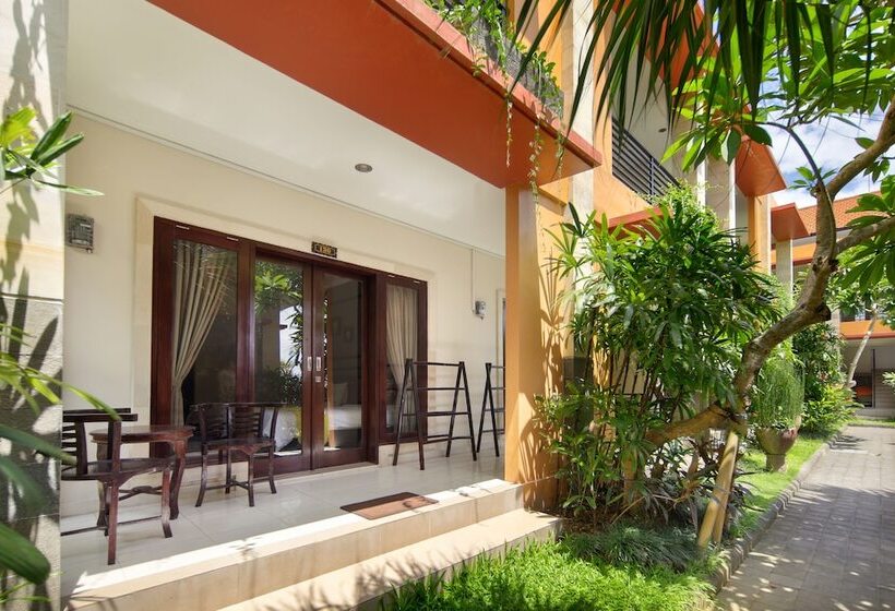 ペンション Canggu Bona Kubu By Kamara