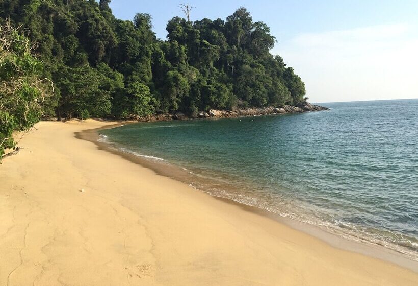 פנסיון Monster Homes Pangkor