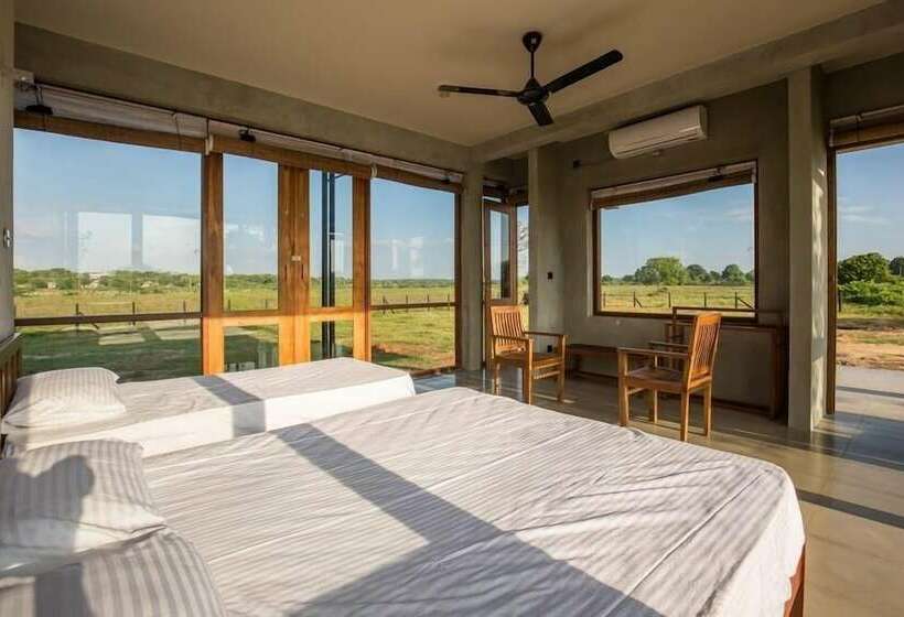 Пансион Tree Tops Yala