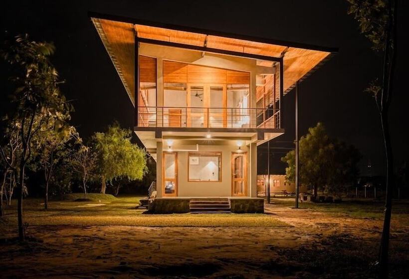 Пансион Tree Tops Yala