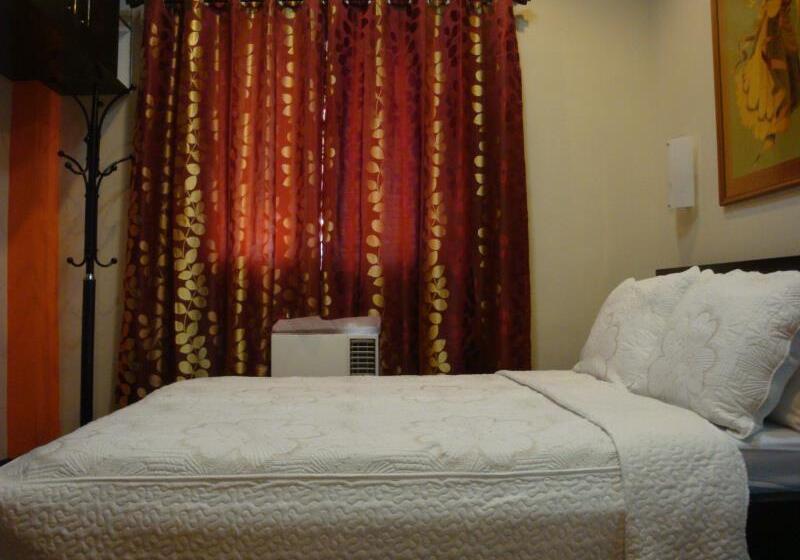 Sarasota Residential Resort, Newport City