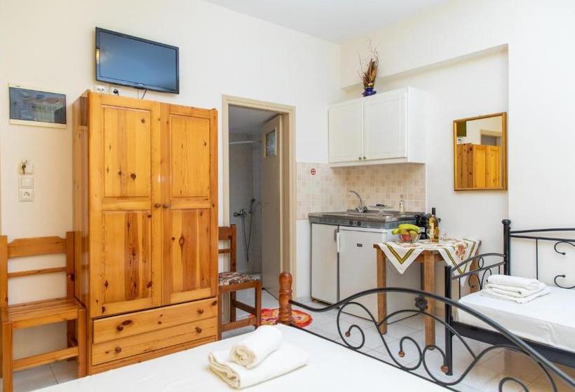 Studios Marina Naxos