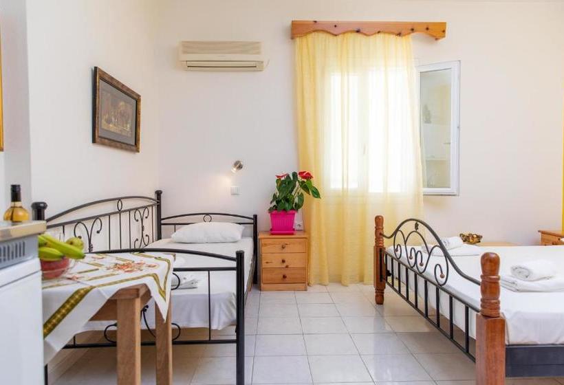 Studios Marina Naxos