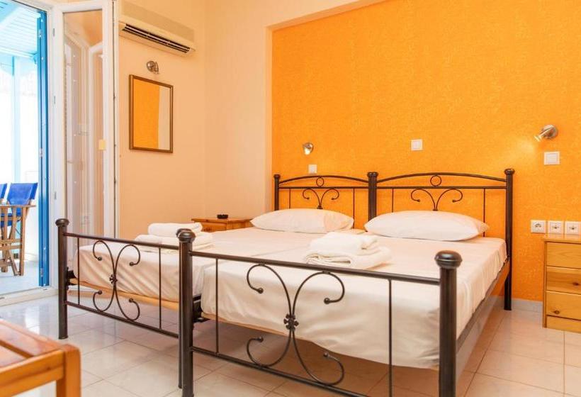 Studios Marina Naxos