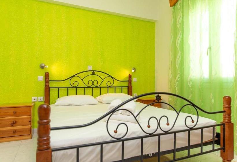 Studios Marina Naxos