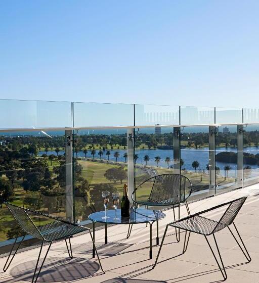 Tyrian Albert Park Lake