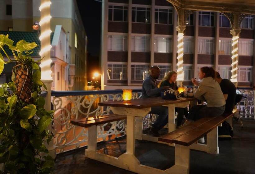 호스텔 Urban Hive Backpackers